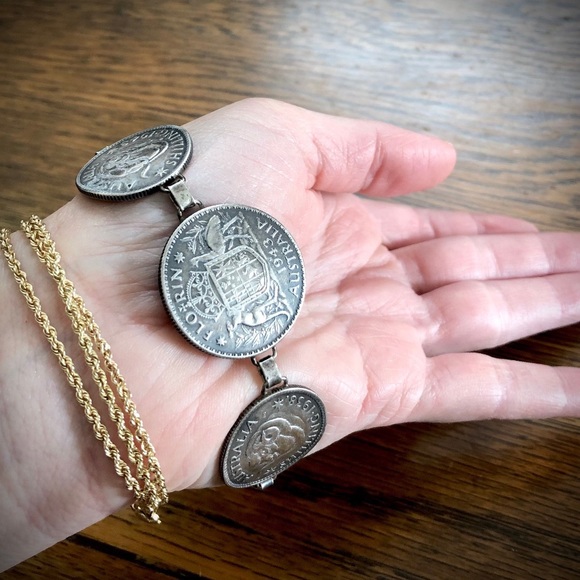 Vintage Silver Coin Bracelet Historic Jewelry WW2 Era Australian Coins Statement - Picture 4 of 9